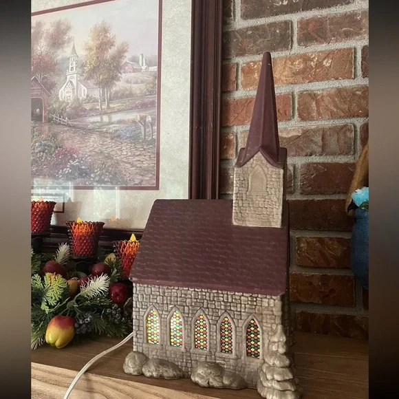 ❤️ Rare Vintage 1981 Large Catholic Stained Glass Lighted Musical Church‼️FINAL